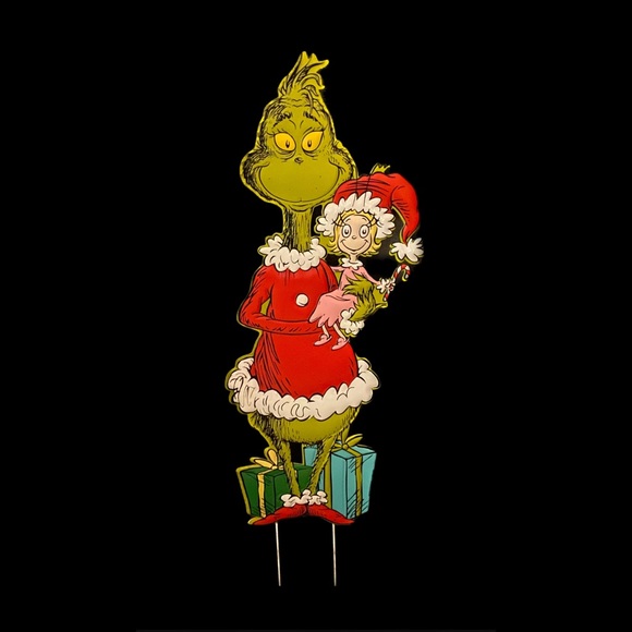 The Grinch Yard decor - Picture 4 of 8